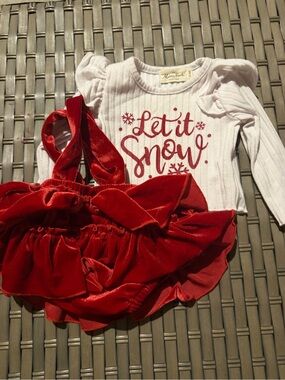 Marie Nicole 'Let It Snow' Ribbed shirt with Red Velvet Ruffle overall